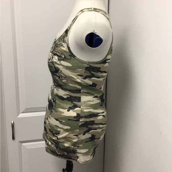 La Mamba Juniors Camo Cross and Crowns with Glitter Graphic Tank - Picture 13 of 15